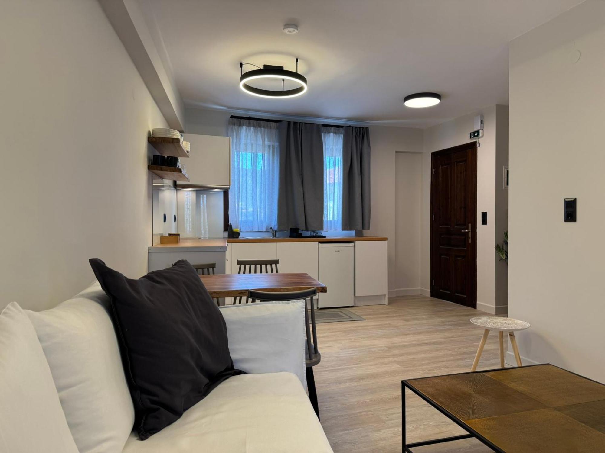 Apellou Apartments Самос Экстерьер фото