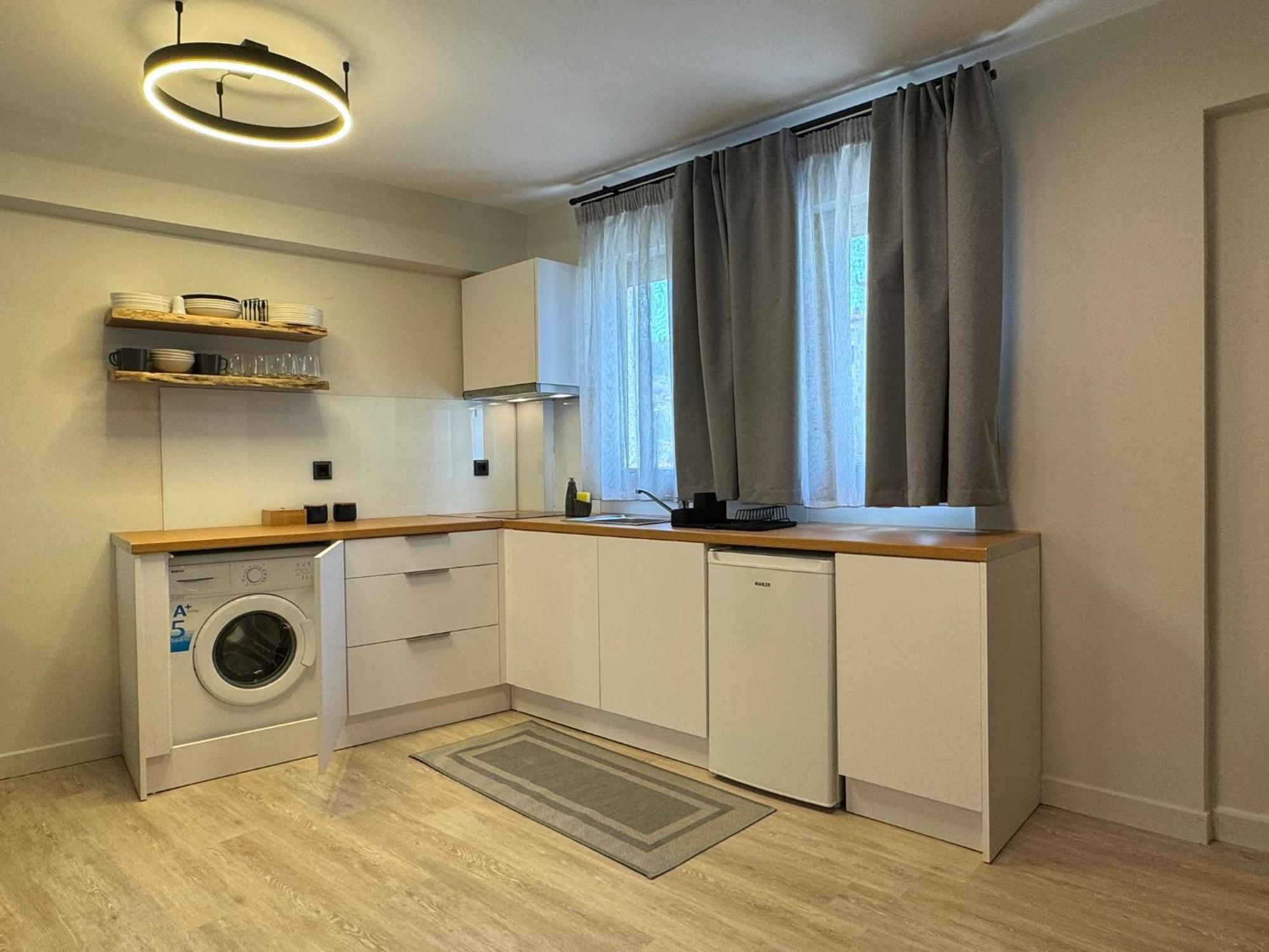 Apellou Apartments Самос Экстерьер фото